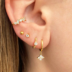 Gail - orecchioni bianchi dorati